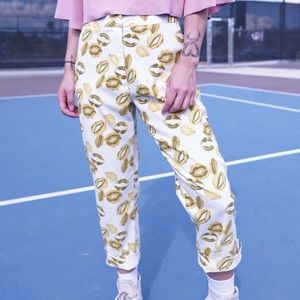 Yellow Lip KISS Pant
